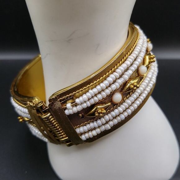 Vintage Beaded Mesh Gold Tone Hinged Bracelet, India Style, 7 1/2 Inches - Picture 2 of 8